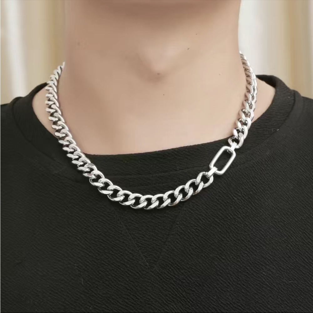 Stainless steel heavy Cuban titanium steel men’s chain 24” long, width 1 cm